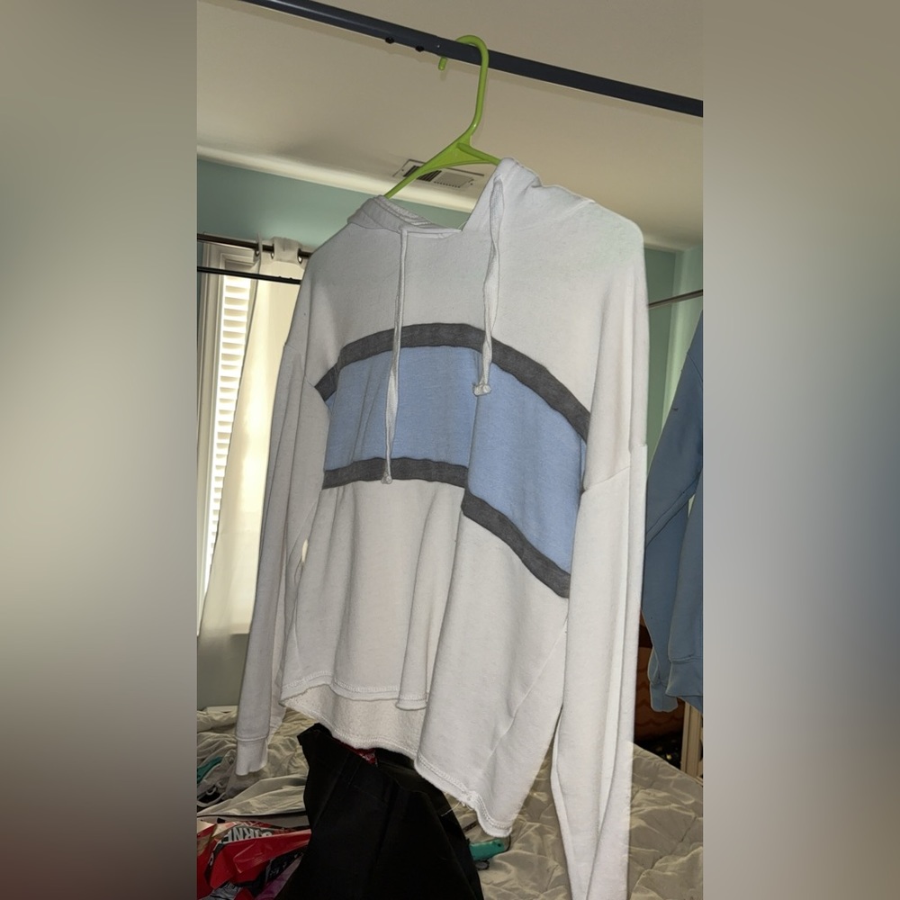 Cropped hoodie